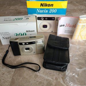 Nikon Nuvis 200 Camera